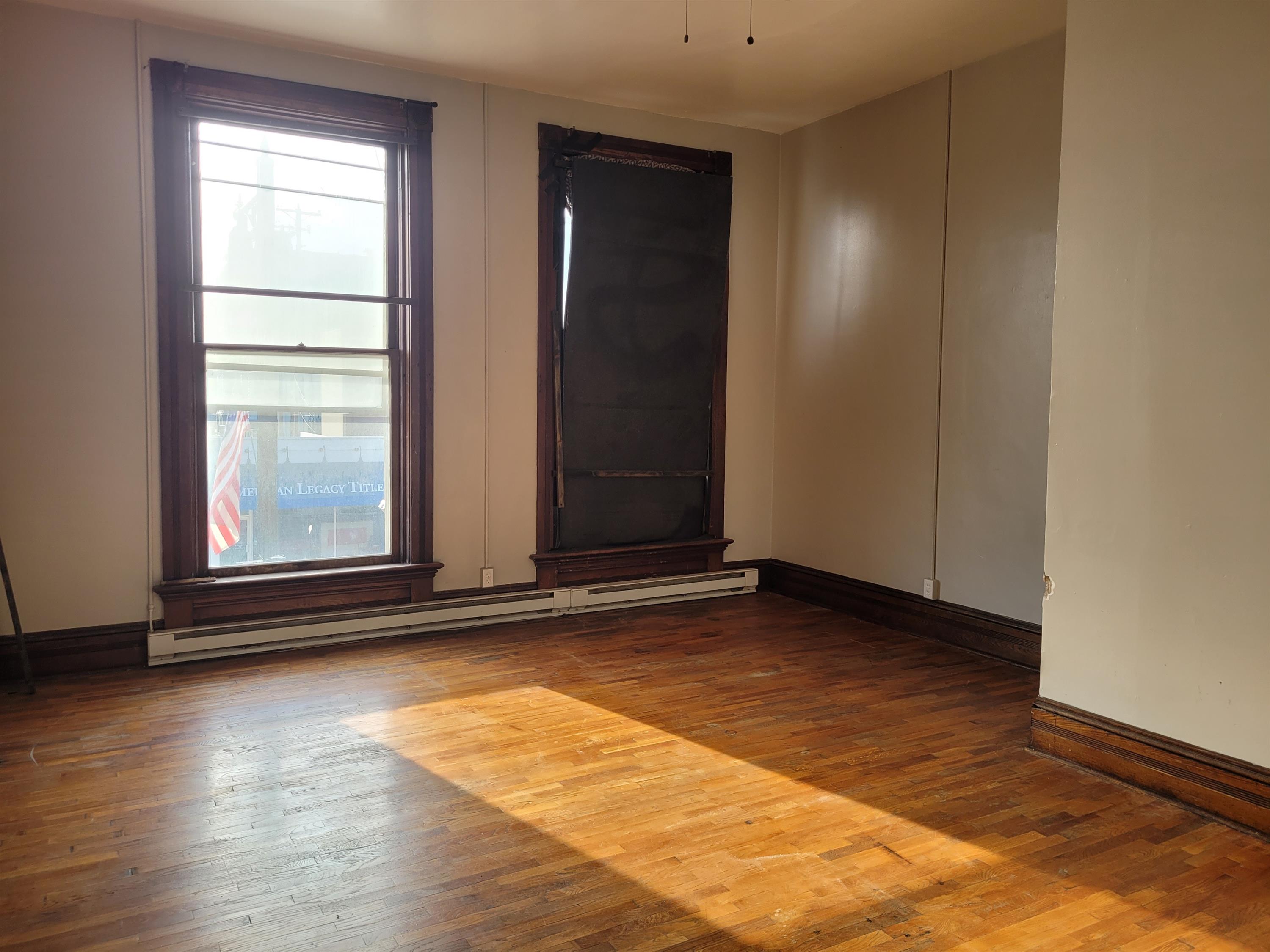 115 1/2 North Washington Street